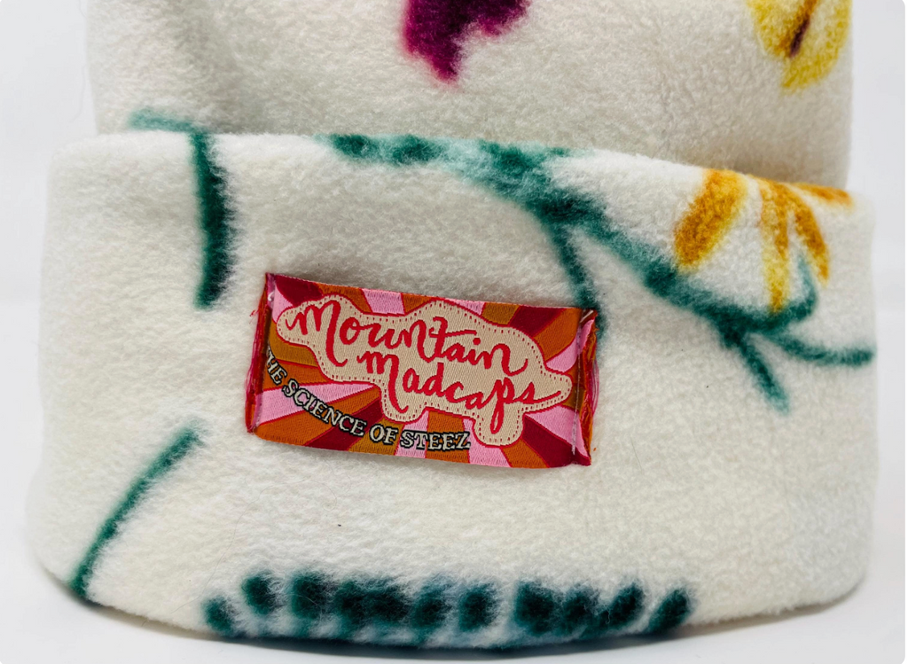 White Flower Four-point Beanie